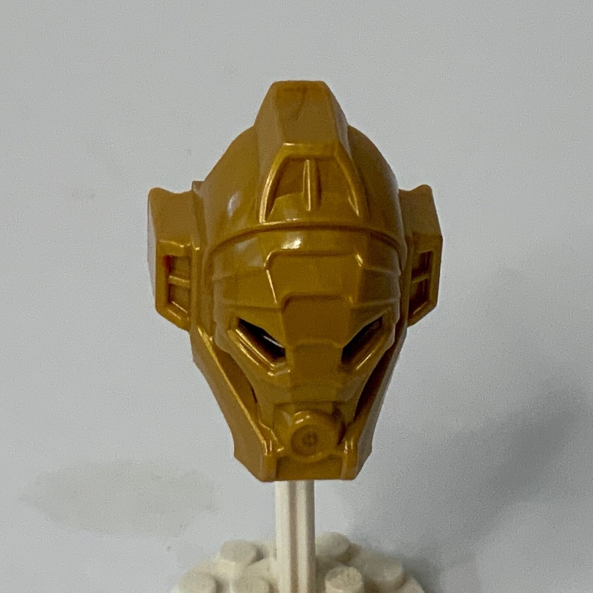 LEGO Bionicle Lewa Masters Mask of Jungle 19061 Pearl Gold | eBay