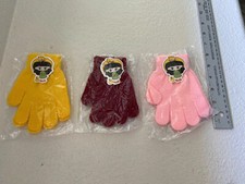 NEW girls toddlers warm gloves ..lot of 3 pairs