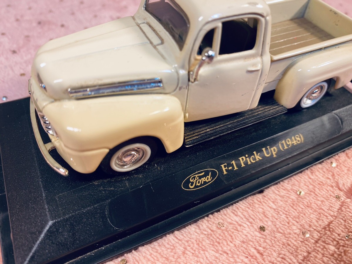 Modèle Réduit Ford F1 Pick-up 1948 à L'échelle 1/43 - Métal - Bleu