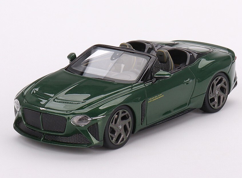 BENTLEY Bacalar 1/43 ミニカー Amazon.com: Bentley Mulliner Bacalar Yellow Flame Metallic