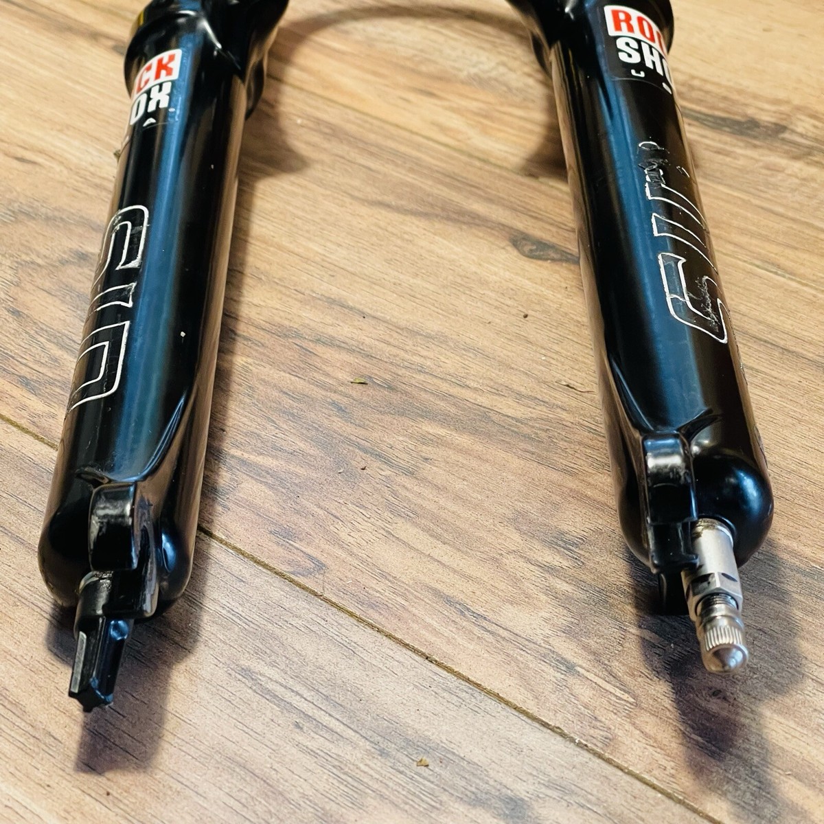 Rock Shox SID TEAM Dual Air 26 Black 1 1/8 Threadless V Rock Shox SID TEAM Dual Air 26 Black 1 1/8 Threadless V