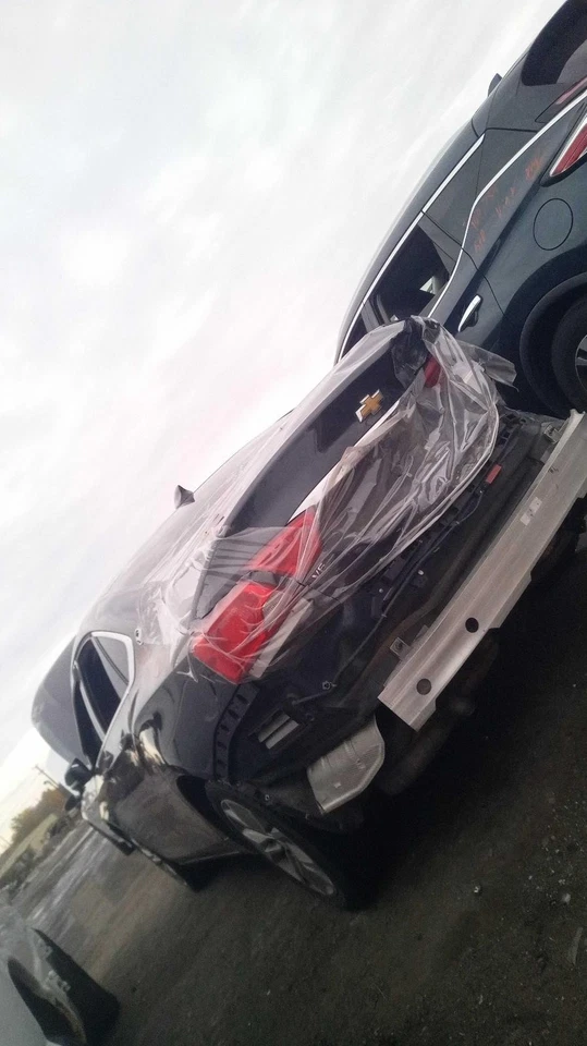 Conjunto completo de motor usado se adapta a: Chevrolet Impala 2018 3,6 L VIN 3 octavo dígito o Foto 2 de 4