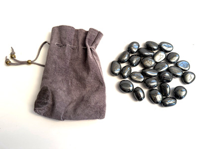 Vtg 25 Pc Hematite RUNE STONE SET Ancient Norse Viking Pagan Symbols w/ Bag