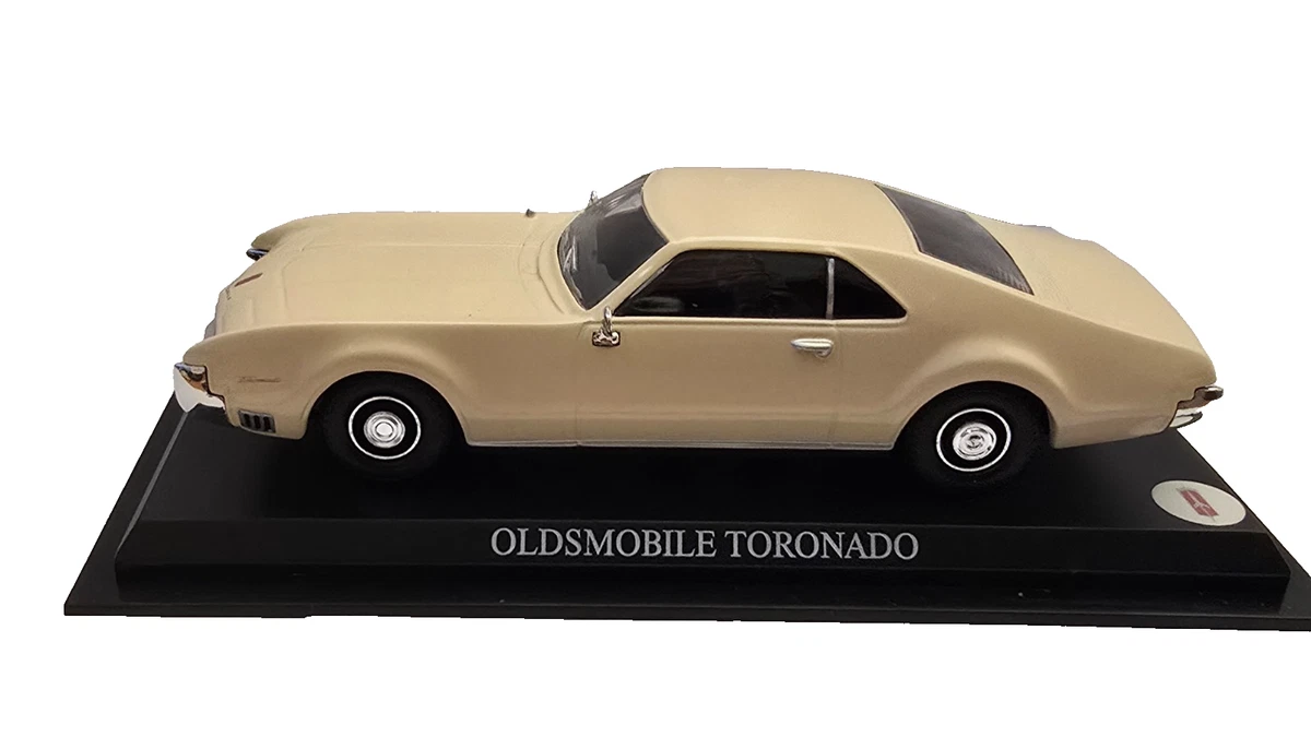 Oldsmobile Toronado 1966 - Altaya 1/43 - Collection