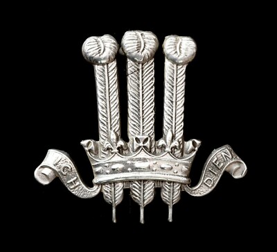 2nd King's Edwards Own Gurkha Rifles Mützenabzeichen gepunzt Silber