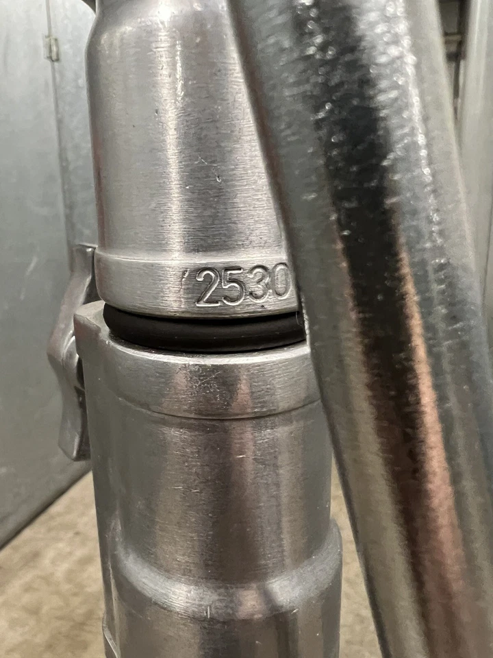 Lot 4 Matthews Impact C-Stand with Sliding Leg, Grip Head Pick up Los Angeles - Image 4 of 4