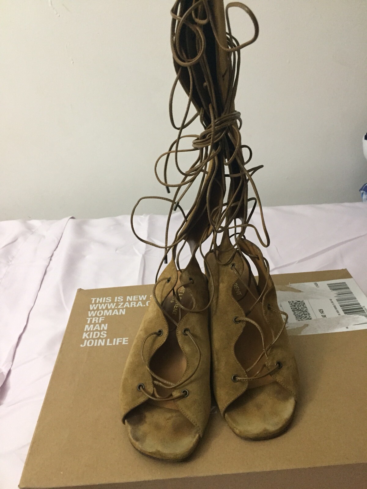 Sandali al ginocchio Saint Laurent bambino stringati gabbia gladiatore marrone scamosciato 37 5