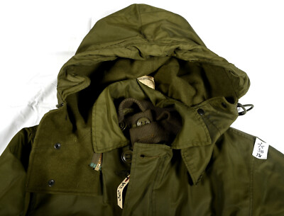 73年 M-65 PARKA SMALL-REGULAR GENUINE US ARMY VIETNAM M-1965 M65 FISHTAIL PARKA MANS 1973 MINT