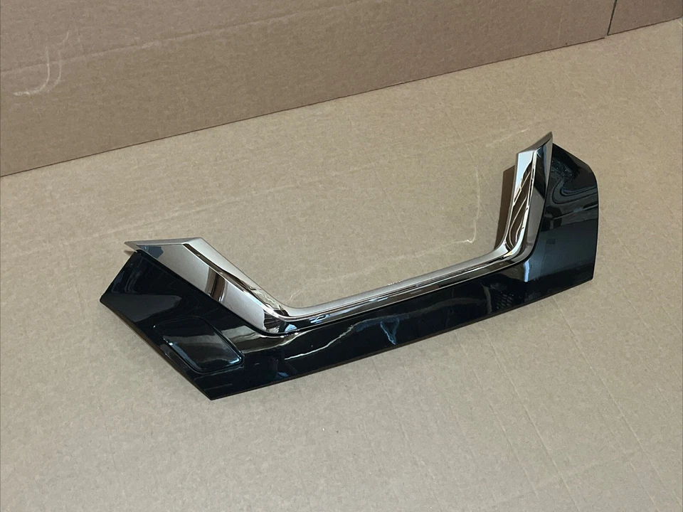 NEW for 2020-2022 NISSAN VERSA Front Bumper Upper Grille Lower Molding Trim - Image 3 of 4