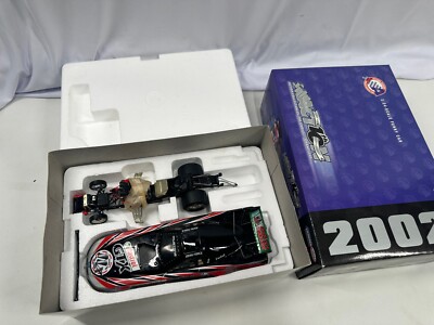 ACTION DIECAST FUNNY CAR 1:24 2002 MUSTANG JOHN FORCE CASTROL GTX 11X CHAMPION
