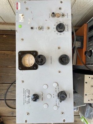 Vintage RARE - Hewlett Packard HP Precision TELEMETER TEST OSCILLATOR 200TR