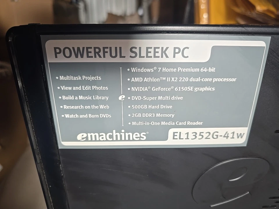 eMachines EL1352G-41W Untested Nvidia GeForce 6150SE 500GB Hard Drive 2GB DDR3 - Image 3 of 4