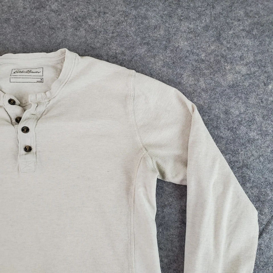 Женская рубашка Eddie Bauer средний бежевый Henley 1/4 пуговицы вафли вязаный длинным рукавом - Изображение 3 из 4