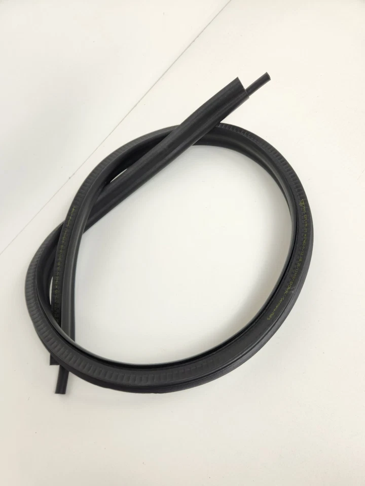 Porsche 718 Boxster 2020-2025 puerta delantera izquierda o derecha resistente a la intemperie moldura OEM Foto 2 de 4