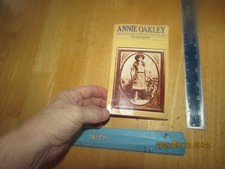 Annie Oakley by Ellen Wilson - 1979 Random House Paperback
