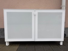 Mobile Ikea BESTÅ con ante e ripiani in vetro 74H x 120L x 36 Profondità 