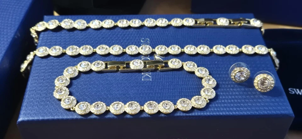 Juego Swarovski Una Angelic Chapado en Oro 18k - Collar, Pulsera y Pendientes Foto 4 de 4