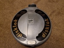 DISKLOK VEHICLE FULL STEERING WHEEL LOCK,SMALL,3 KEYS HIGHLY VISIBLE SILVER.  GC