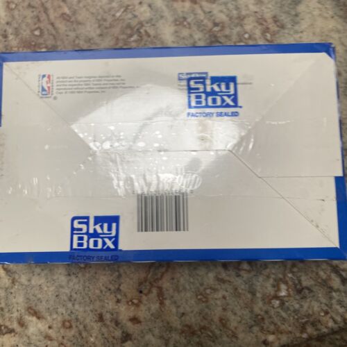 1993-94 SKYBOX NBA HOOPS SERIES 1 BASKETBALL BOX - SEALED *1 - Picture 3 of 6