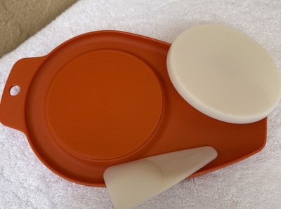 Vintage Orange Tupperware Chop And Pour Cutting Board-Unused #1432-4