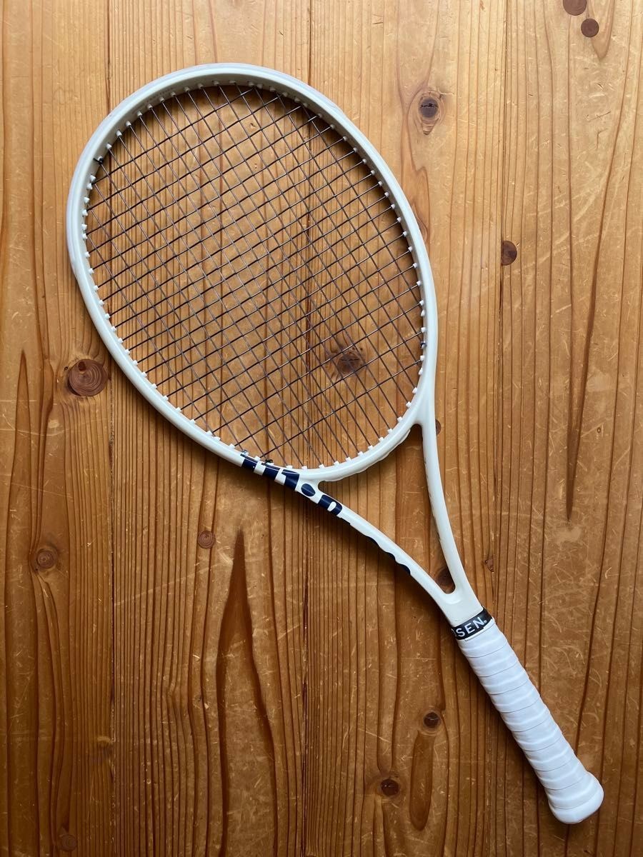 Wilson Blade 98 V8 G2 Custom Works White One-Of-A-Kind Good