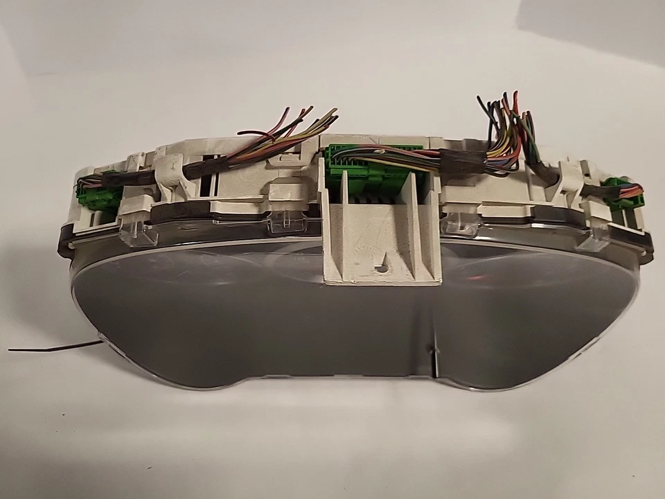 2004 Subaru Impreza WRX Instrument Gauge Cluster M/T OEM 85013FE100 I2 Foto 2 de 4