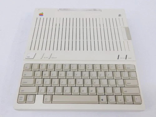 Apple IIc A2S4000 Vintage Computer (works, keyboard needs cleaning)