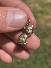 9ct Gold Vintage Dog Charm Pendant 1 Grams