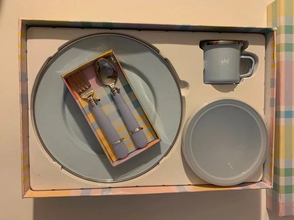 GOLDEN RABBIT ENAMELWARE King Crown Meal Set Dishwasher And Oven Safe New - Image 2 of 4