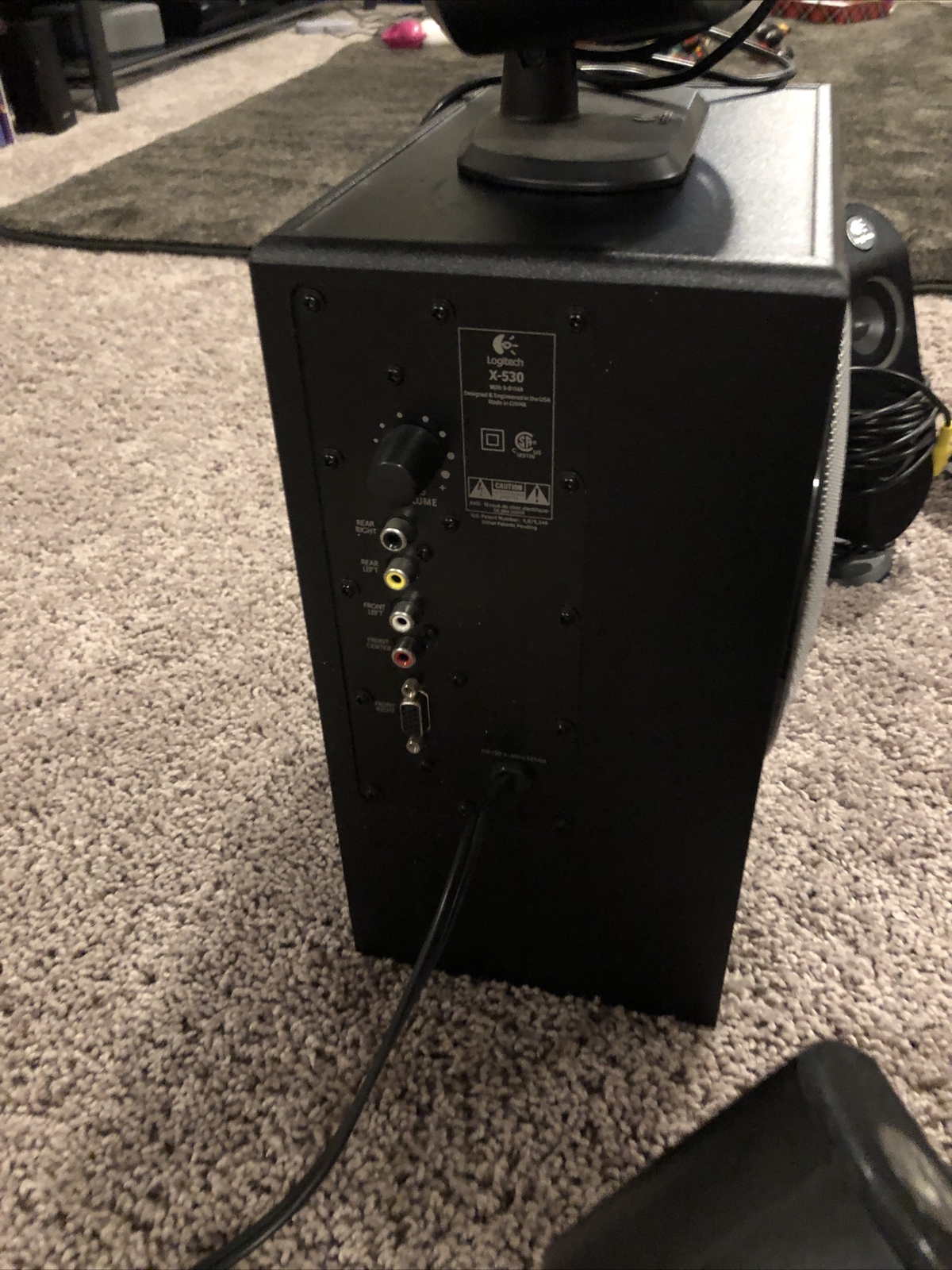 Surround Sound Logitech 530 Speakers Balanced 140 Watt 5 Speakers + Subwoofer