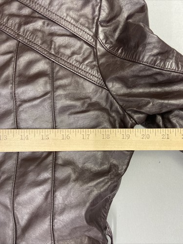 Vtg Bermans Womens Red Leather Jacket Sz 12 Faux Fur Lined Button Front Coat - Picture 9 of 11