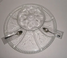 Vintage 70's Dunkirk Crystal Deviled Egg Hors D'oeuvre Plate Oneida Tray