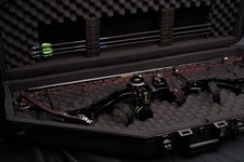 Excellent Condition Bowtech Specialist Target Bow Package – Ready to shoot.