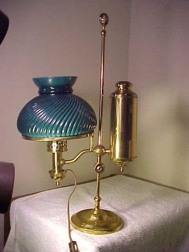 ANTIQUE SINGLE BRASS STUDENT LAMP 7" CASED SHADE C.A. KLEEMANN (NEW YORK)  1873