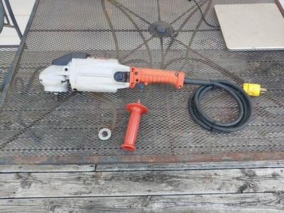 Milwaukee Heavy Duty Grinder 7 /9'' Model # 6068. 6500RPM. SERVICED.