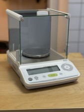 Bilancia di precisione Shimadzu TW423L Analytical Uniblock, usata poche volte
