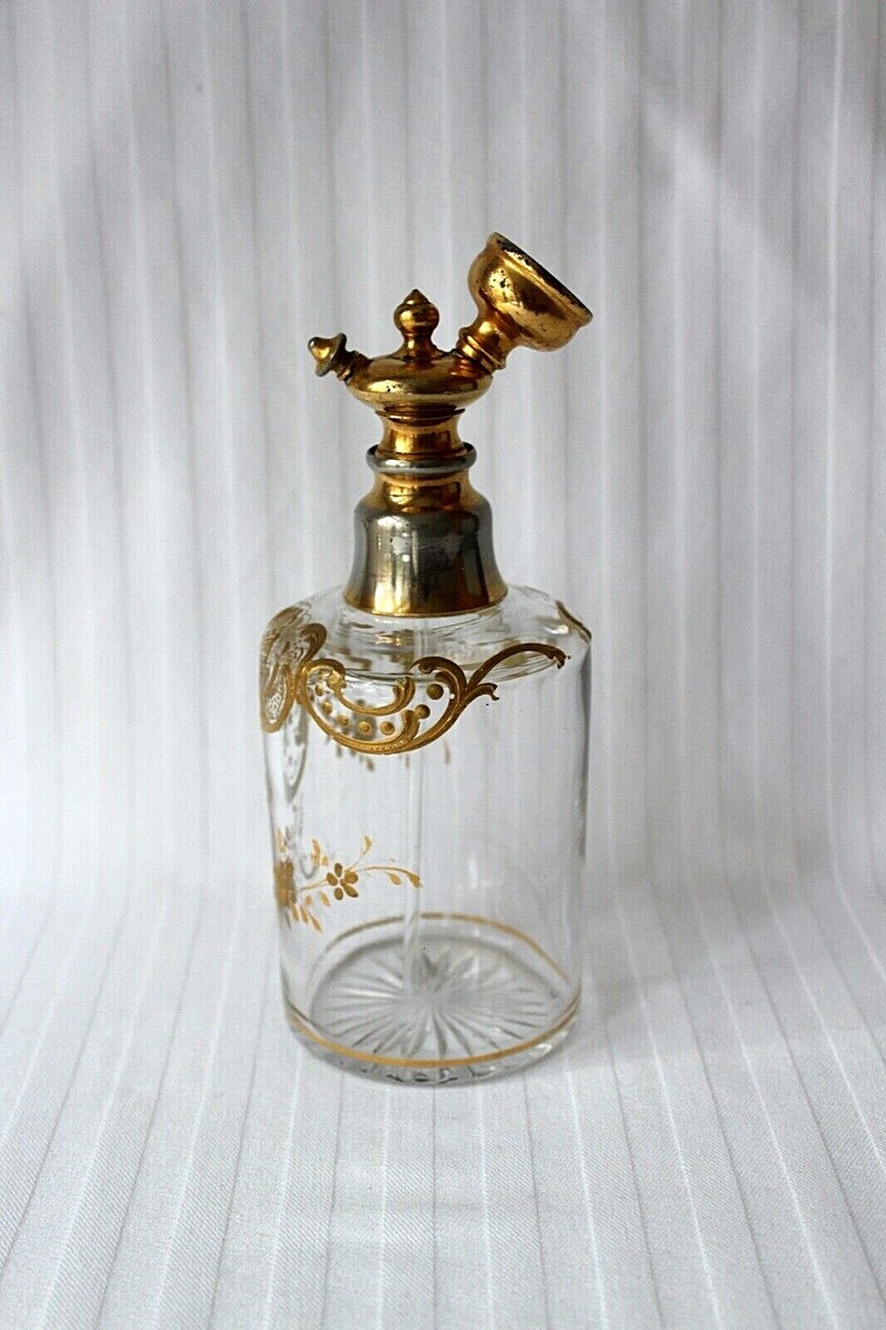 Baccarat  バカラ  (M´EMOIRE DES MARQUES) C 1900 Antique French Baccarat Crystal Gold Encrusted Wine