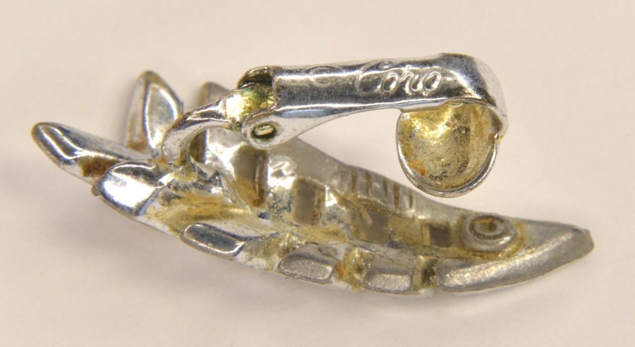 Vintage Signed CORO Silver tone Triangular Shape … - image 4