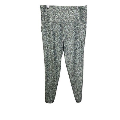 Athleta Salutation Stash 7/8 Tight Womens Large Tall Green Camo Leggings Crop