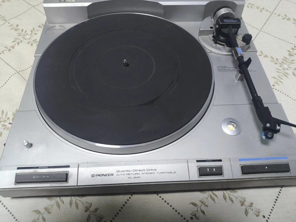 giradischi vintage PIONEER PL-640 Trazione Diretta  - Immagine 2 di 3