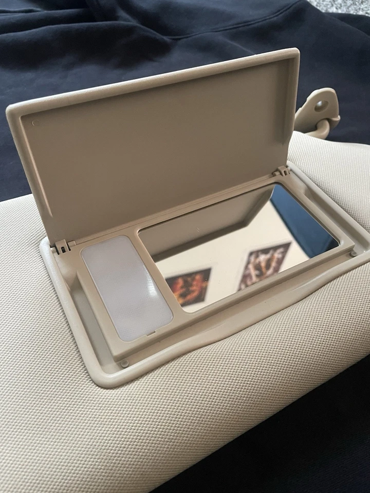 2006-2014 Subaru Tribeca Passenger Right Side Sun Visor Tan - Image 3 of 4