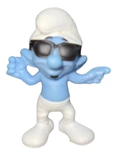 2013 MCDONALDS Smurfs Figures Toy PEYO SMURF  Smooth Smuf