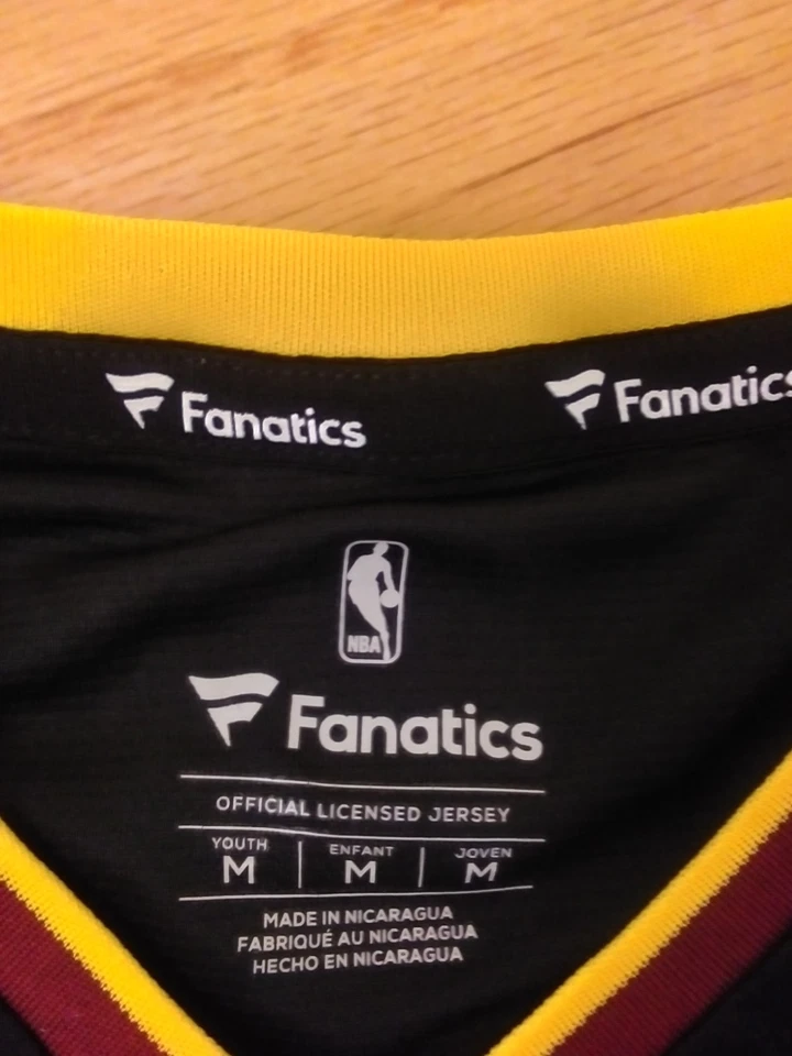 Camiseta Kevin Love Cleveland Cavaliers NBA Fanáticos Juvenil Talla M Foto 4 de 4