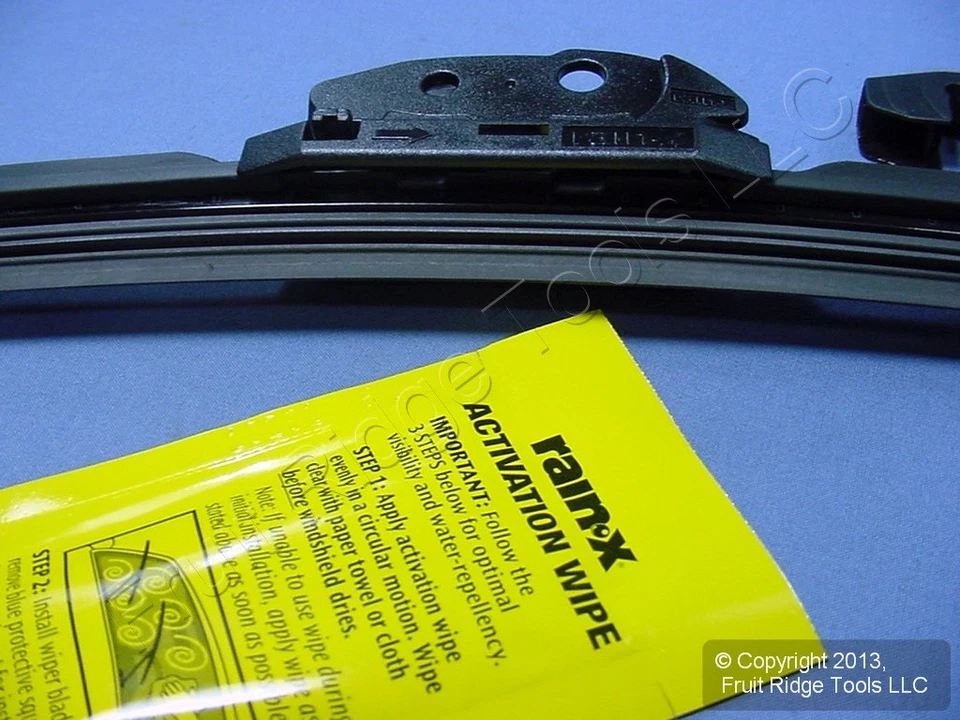 Rain-X 17" Windshield Wiper Blade Repel Water-Beading All Weather - Image 3 of 4