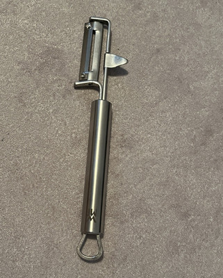 WMF Gemüseschäler Edelstahl Silber spülmaschinenfest rostbeständig manuell