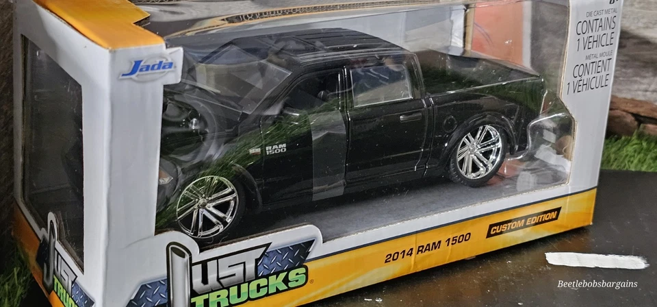 Camión fundido a presión Jada Just Trucks 2016 Ram 1500 edición personalizada escala 1:24 NUEVO Foto 2 de 4