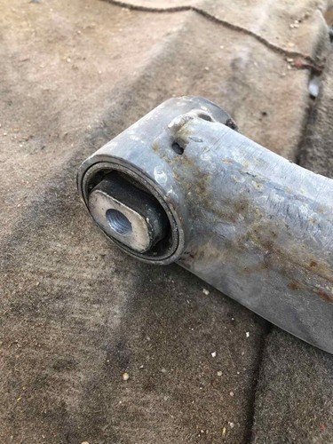 2003 - 2012 RANGE ROVER Rear Suspension Lower Control Arm Right Passenger Side - Picture 3 of 12