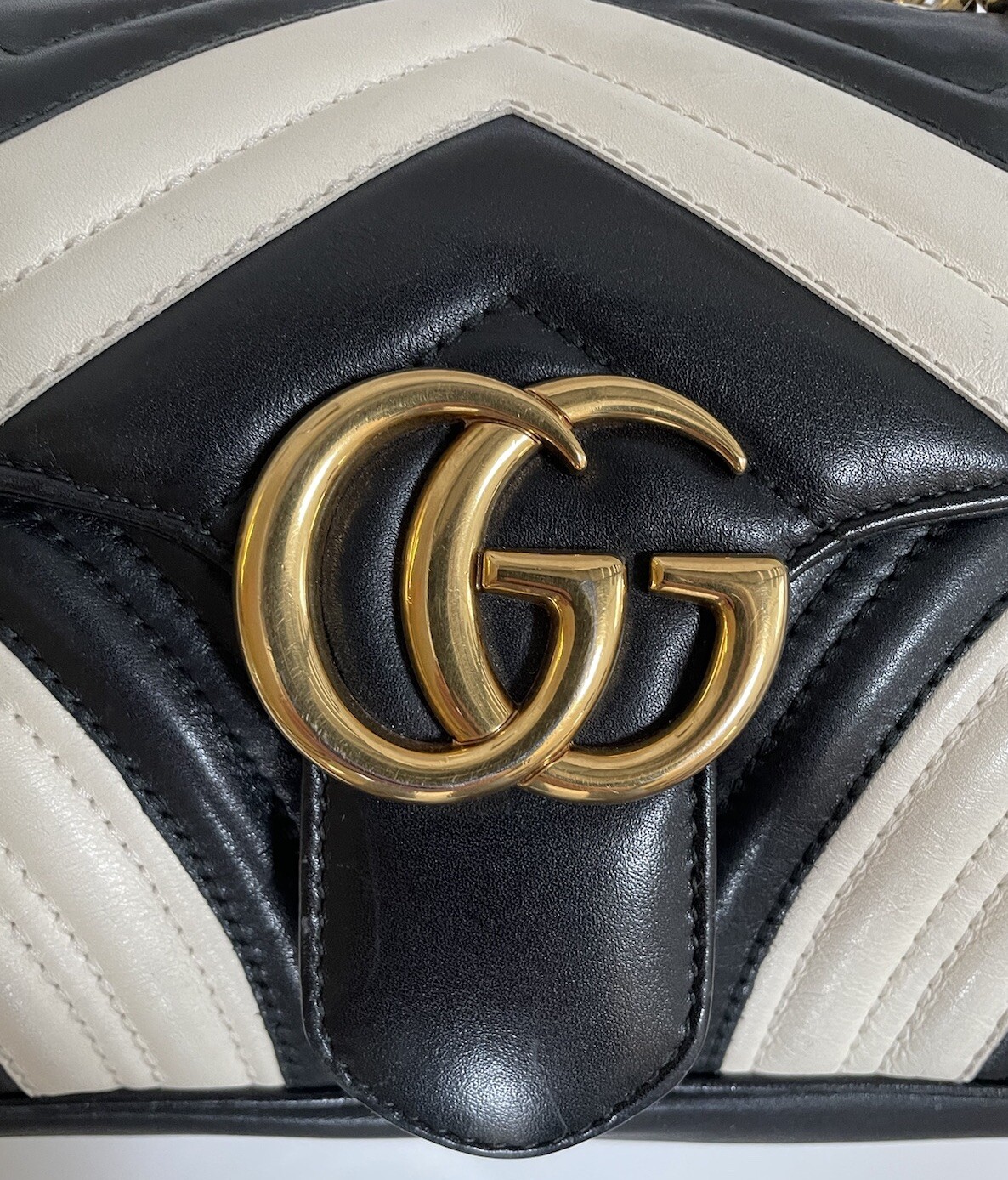 Gucci GG Marmont Small Black/White Chevron Quilted Leather Bag - Limited Edition image 6