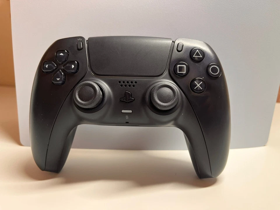Sony PlayStation 5 Digital, foto 2 de 5