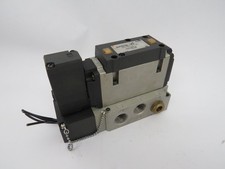 SMC NVFS3100-5FZ Solenoid Valve w/Manifold 21-26VDC 0.1~1.0MPa SHELF WEAR USED